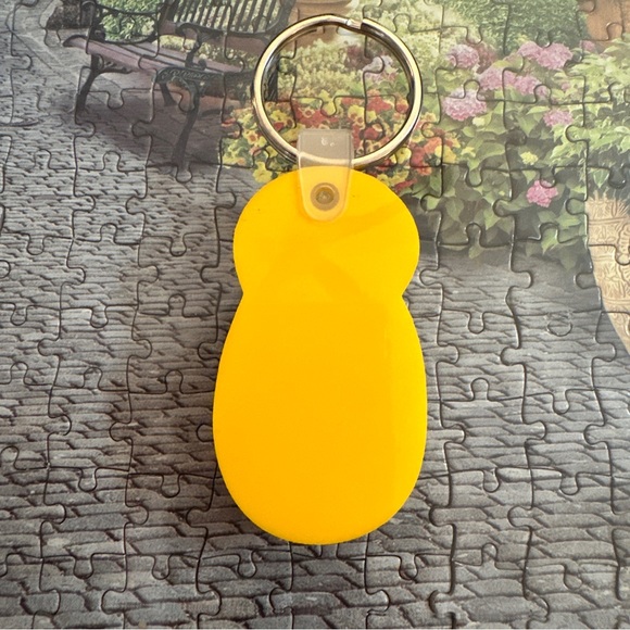 Vintage Del Monte Pineapple Keychain - Flexible Rubber Novelty Key Ring USA - Picture 2 of 5